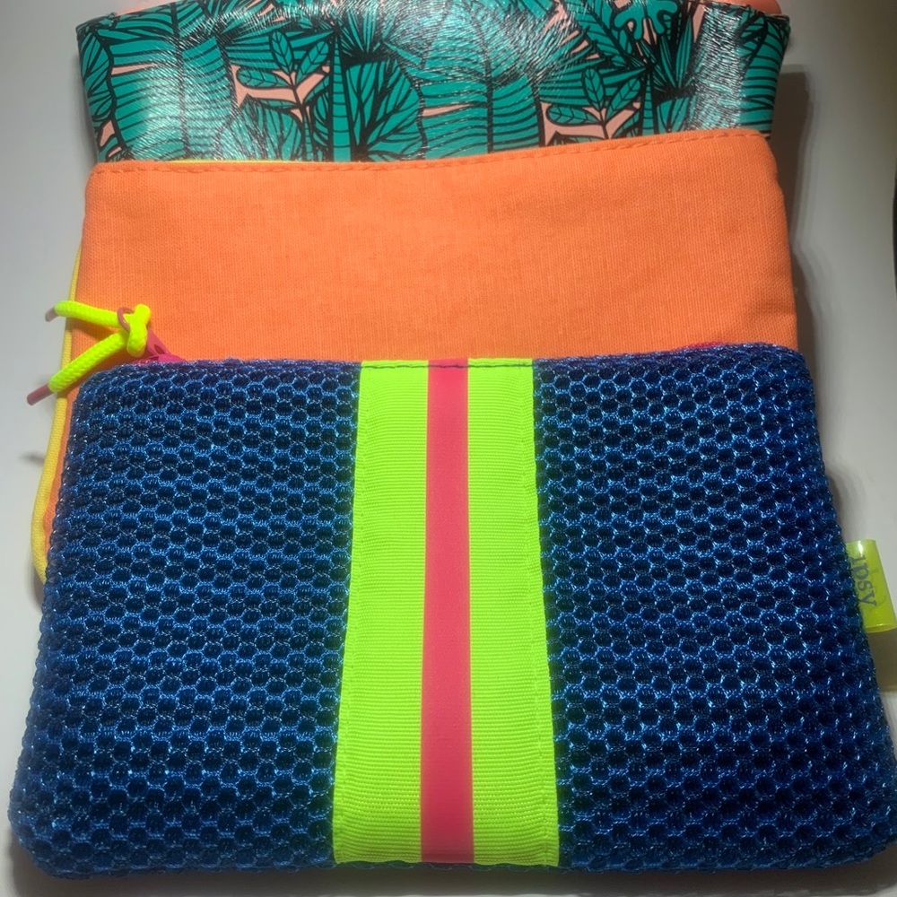 IPSY Cosmetic bags - $6 ea or 3 for $10.00 - Picture 2 of 16